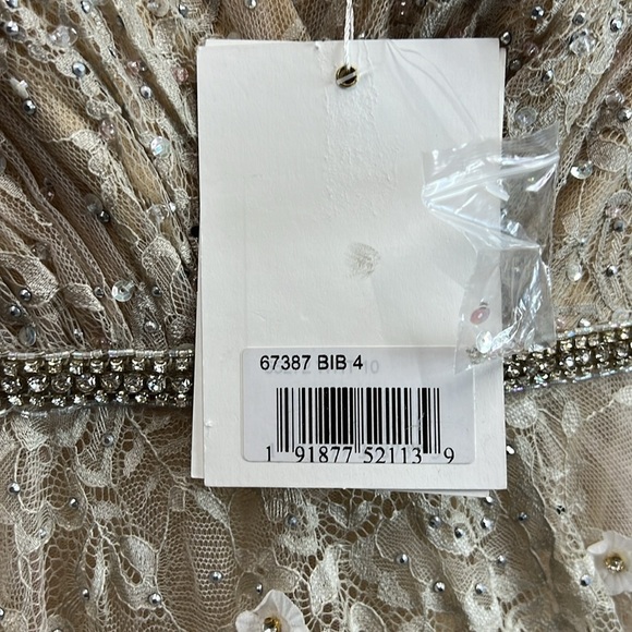 Mac Duggal 67387 NWT FLORAL EMBELLISHED LACE A-LINE COCKTAIL DRESS - Picture 6 of 8